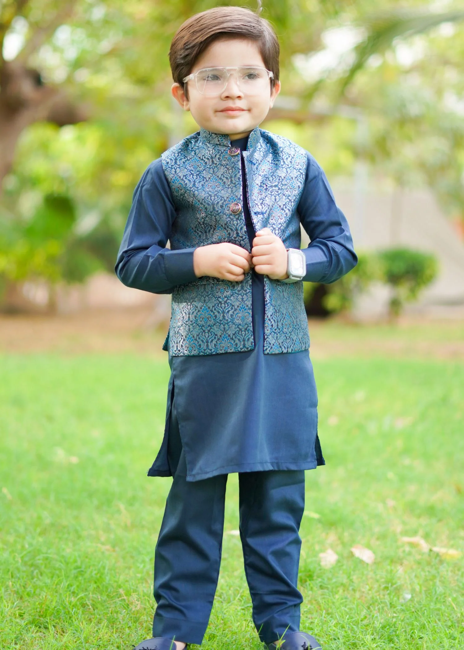 Metallic blue waistcoat suit EW18 3 Metallic blue waistcoat suit EW18