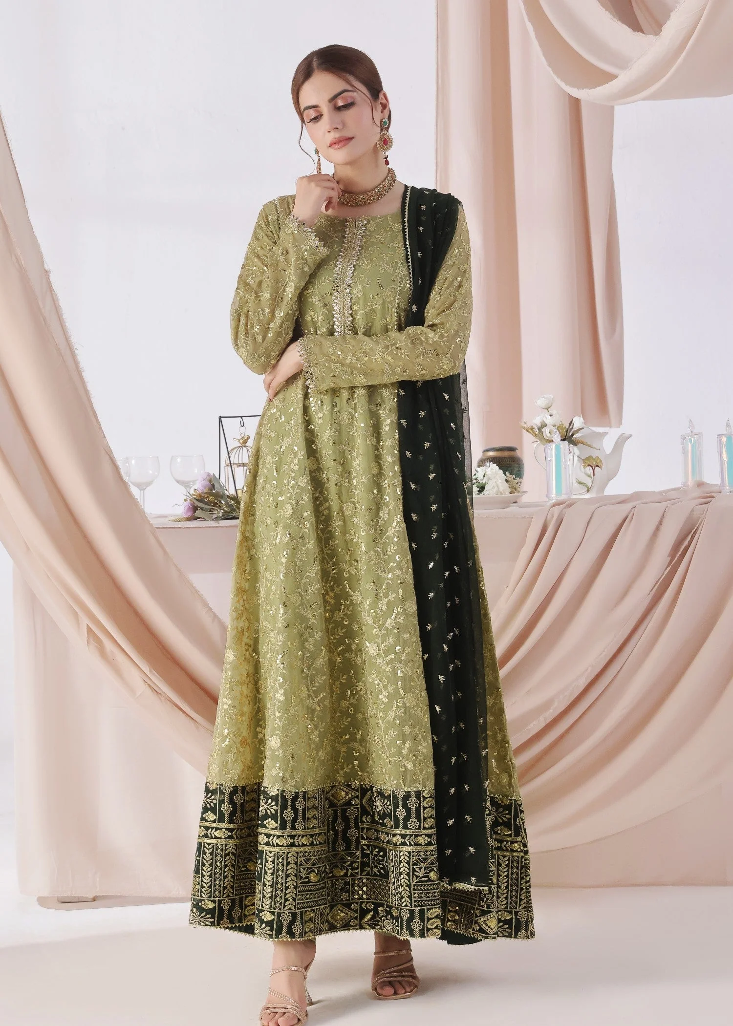 Hajra Noor - Olive
