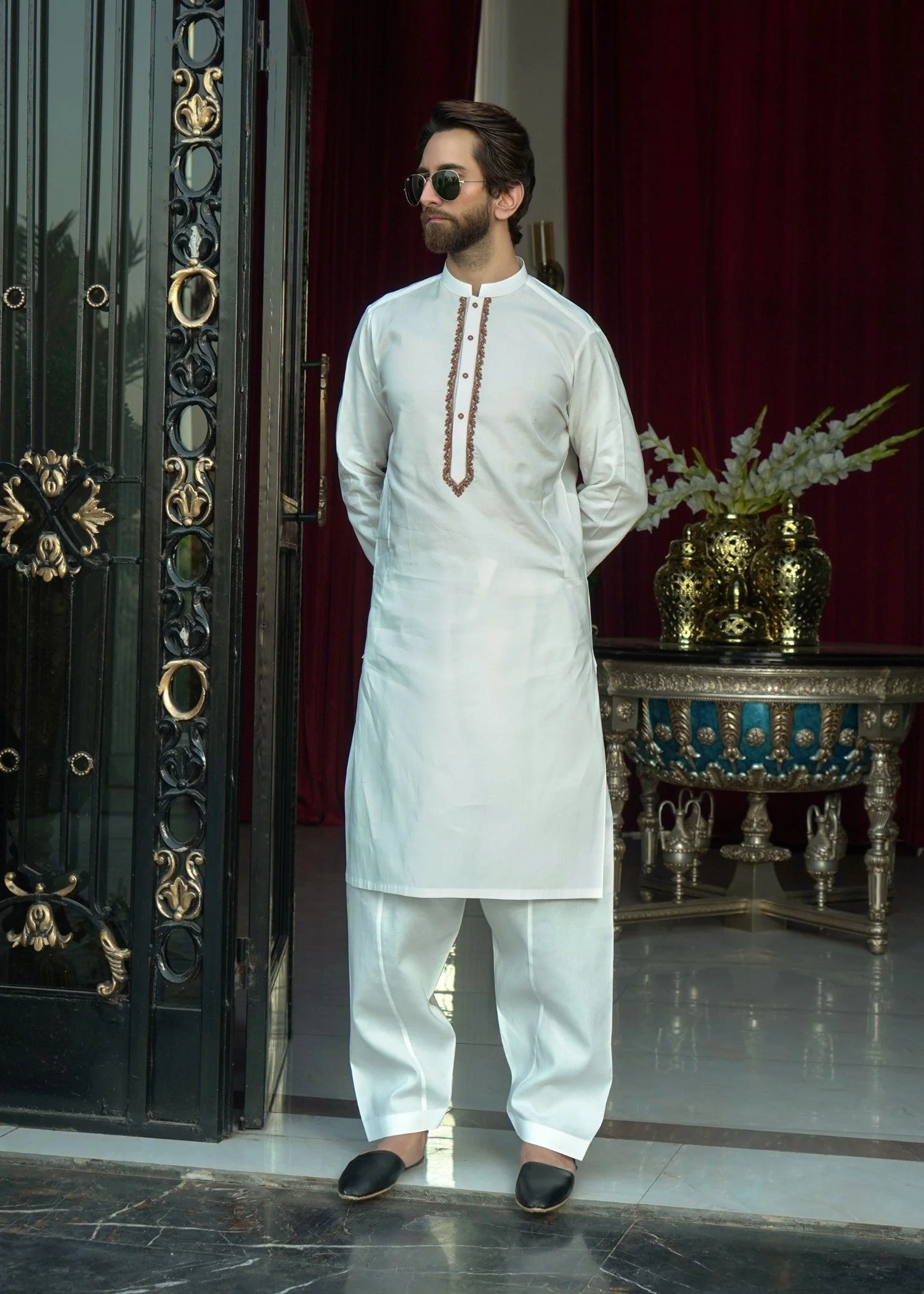 KF-11 Embrodiery V-Neck