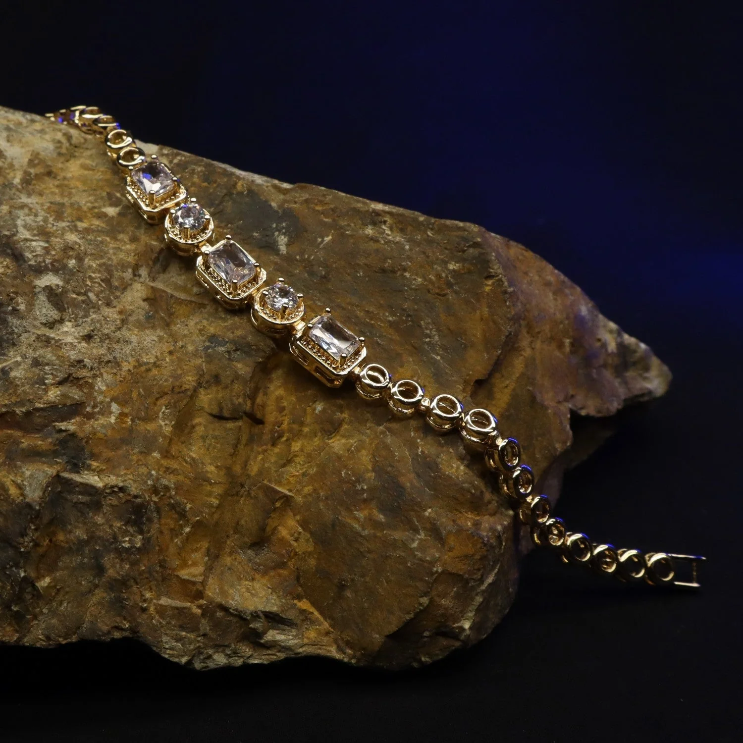 Mr.RJ | Spark Bow bracelet White