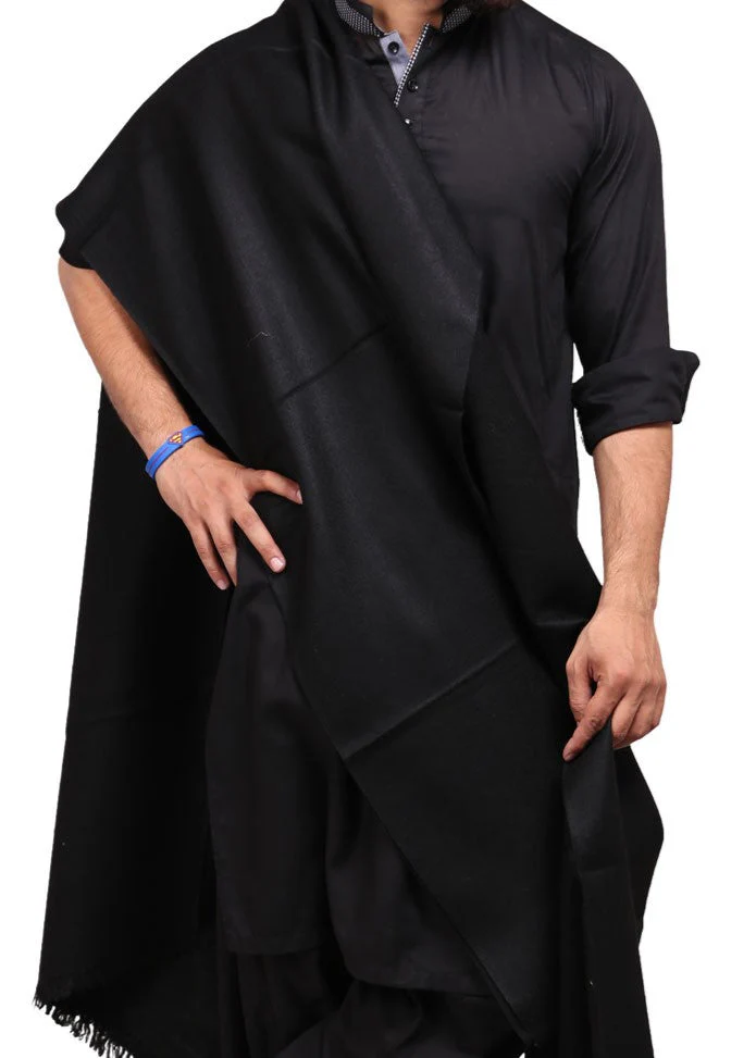 Kashmiri Dhussa Shawl: Pure Wool Luxury for Men - Black 5 Kashmiri Dhussa Shawl: Pure Wool Luxury for Men - Black