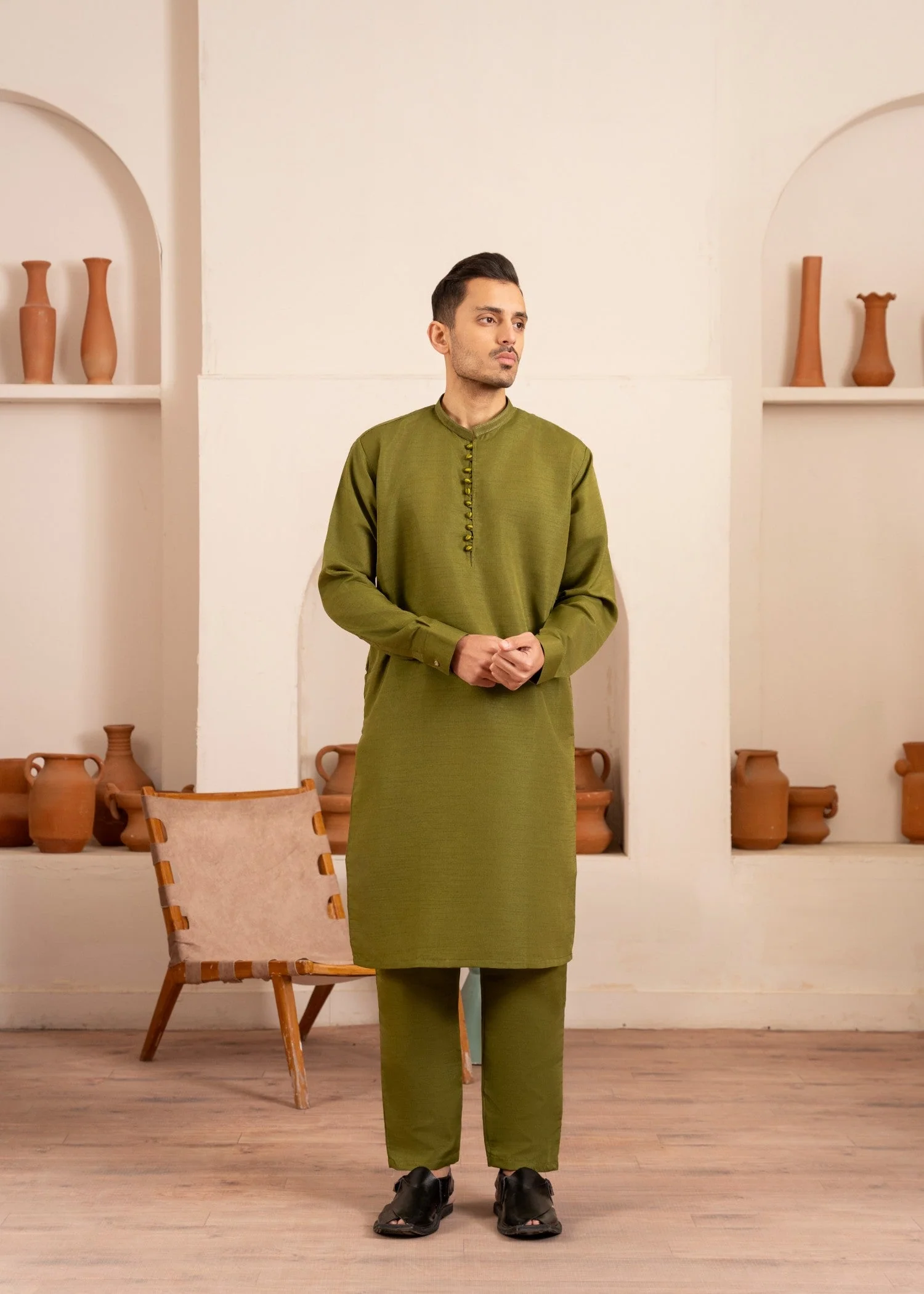 Azlan - Modern Fit