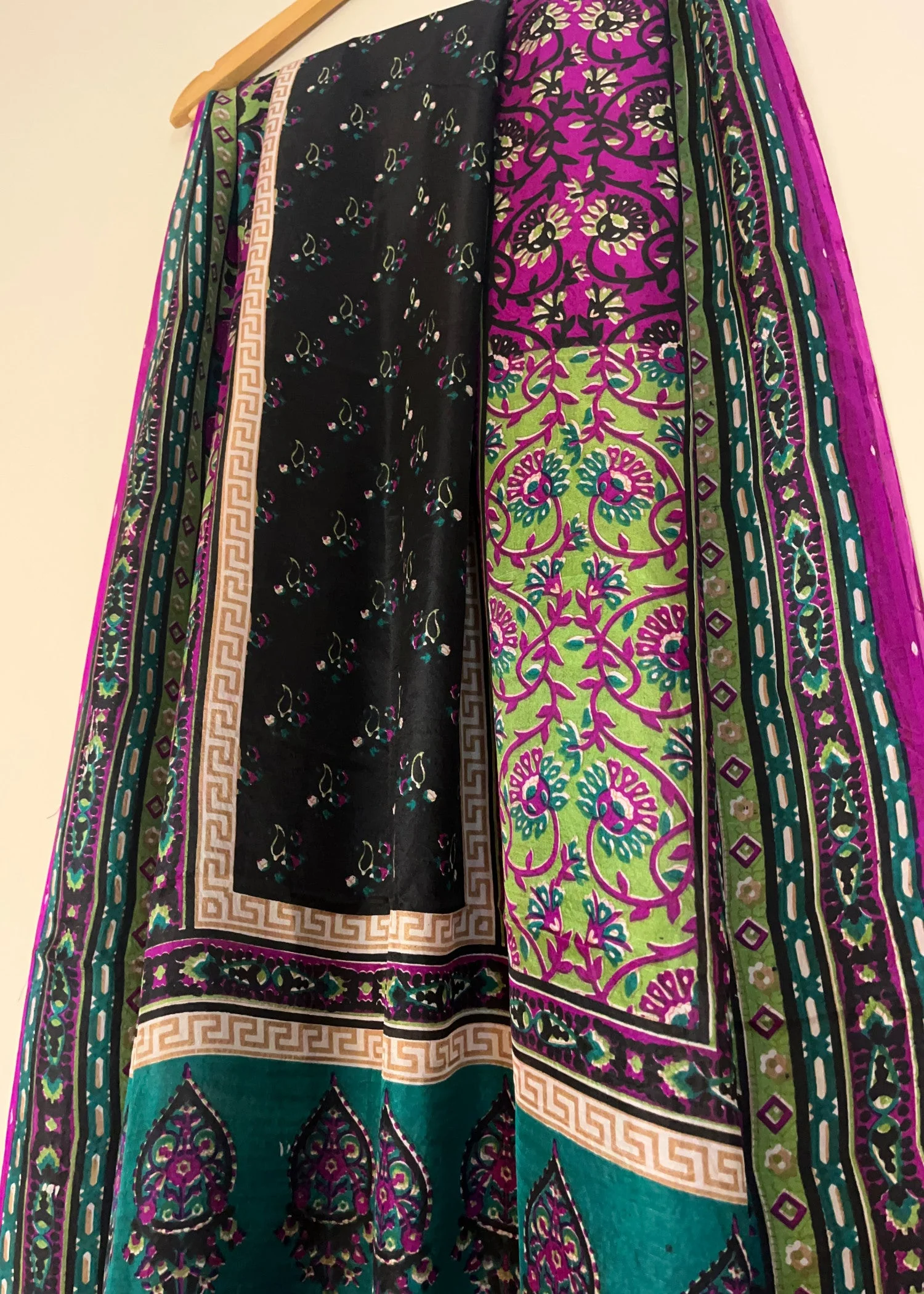 Zehra-e-Mehtab Dupatta