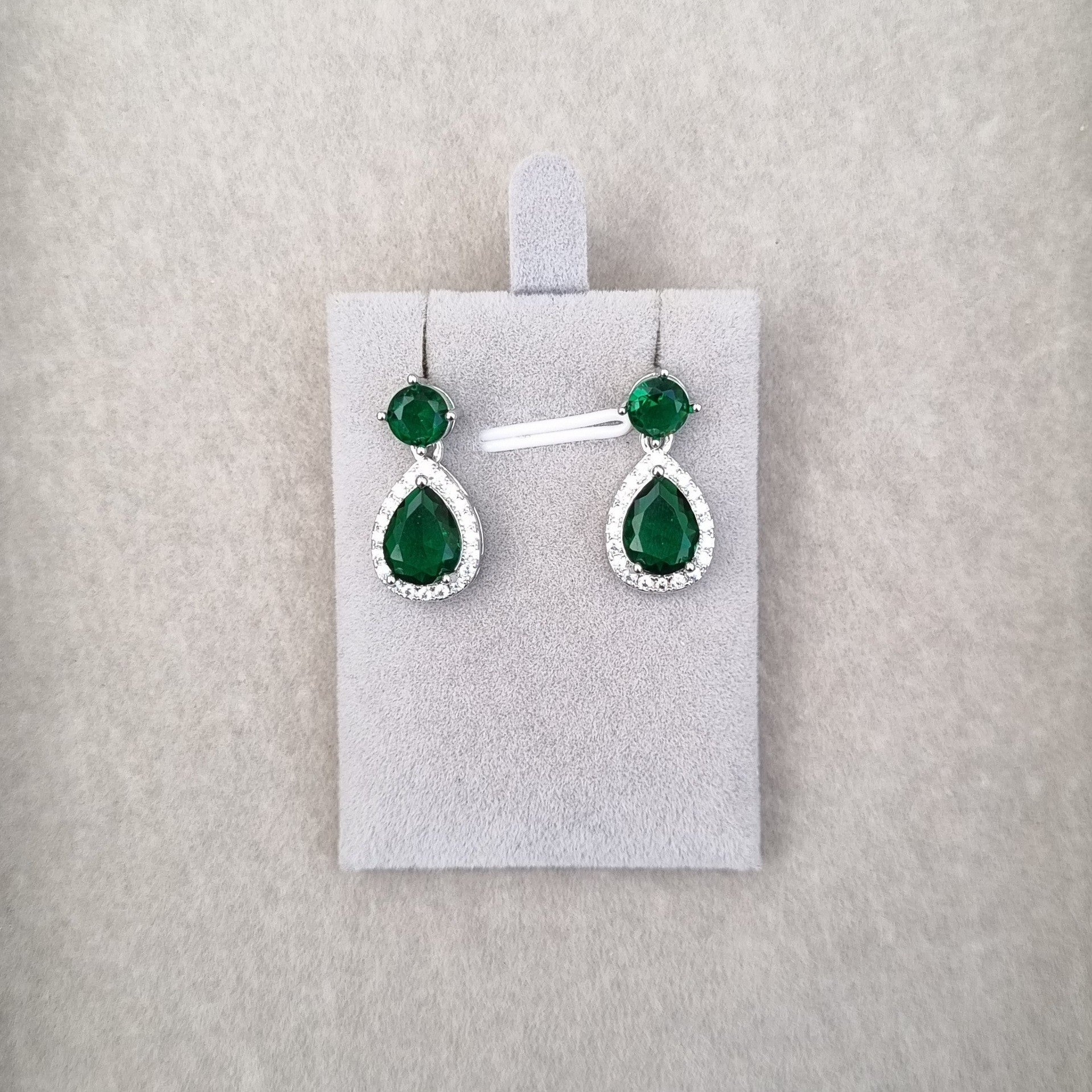 V-092 Earrings