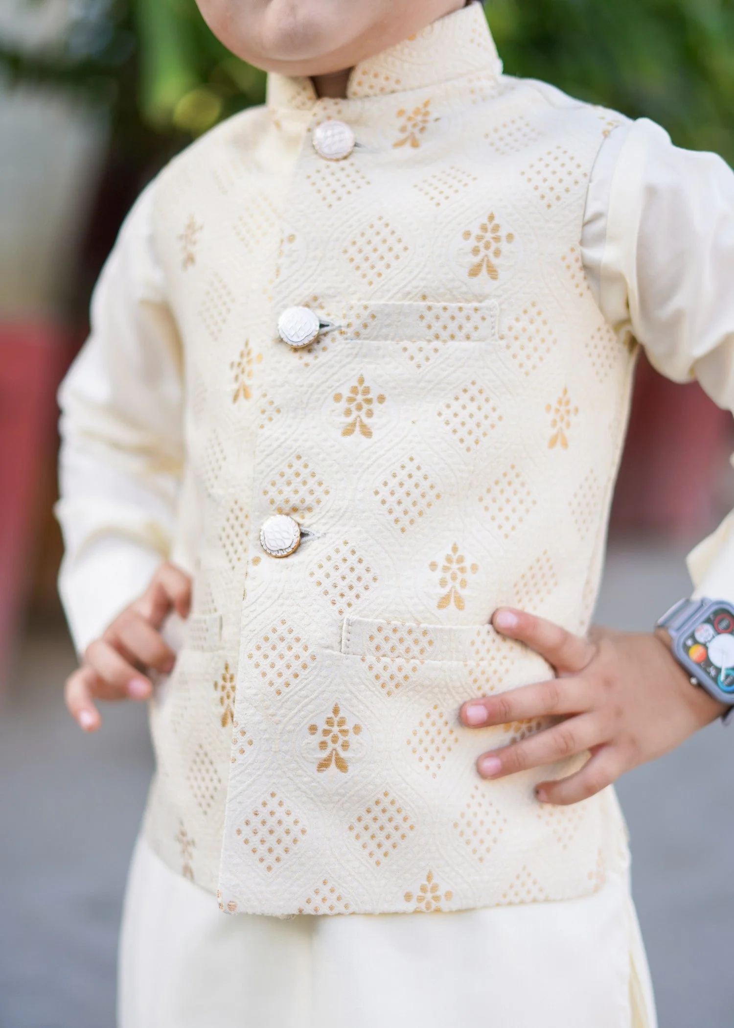 Cream white Only waistcoat EW19