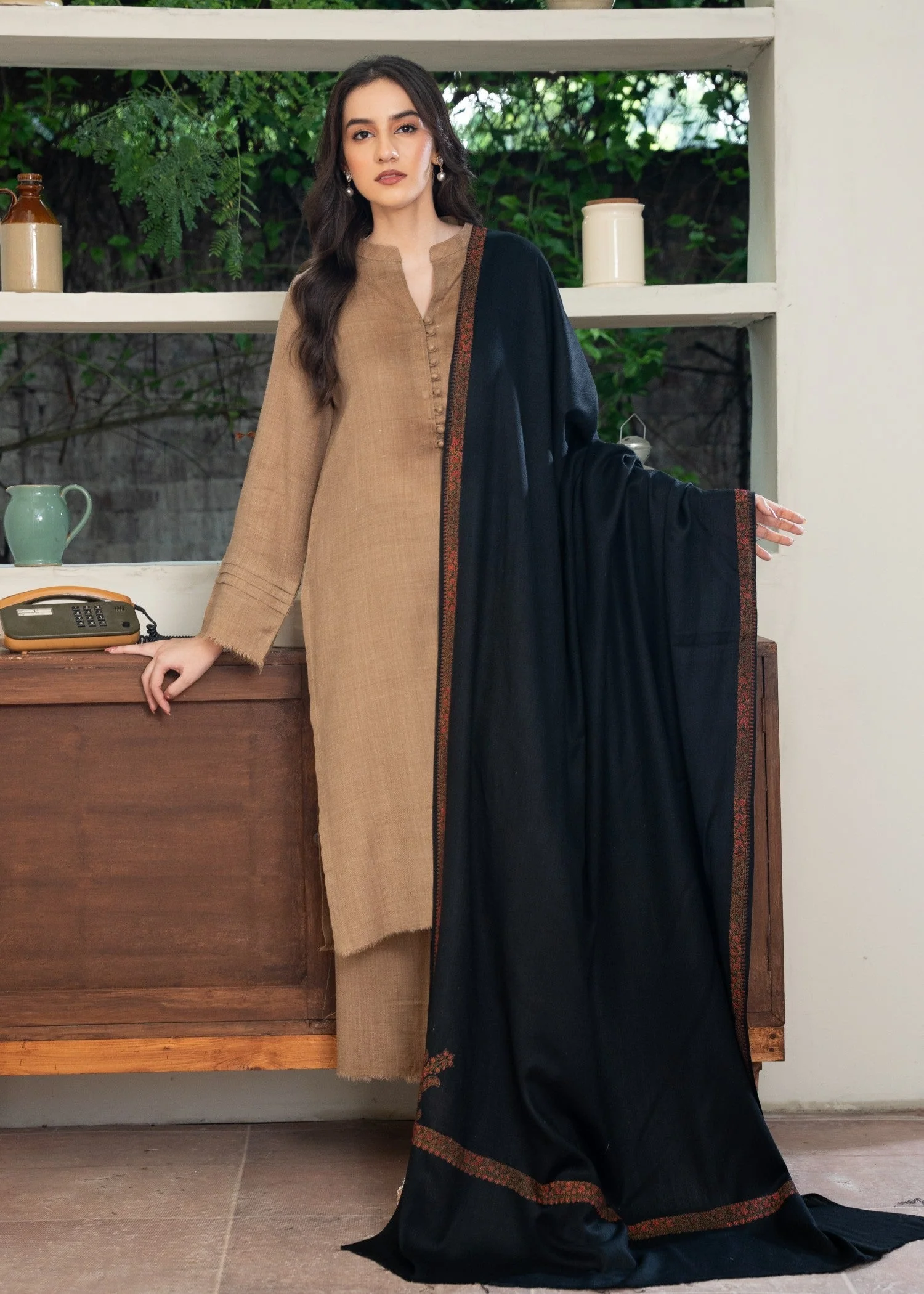Black Pashmina Handmade Kingri Shawl