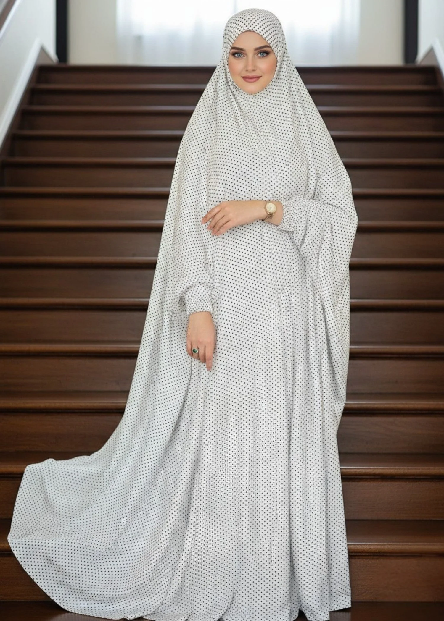 Namaz Chadar With Sleeves - Polka Dots
