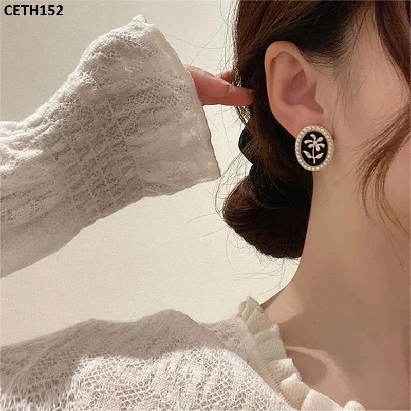 TJ-Wholesaler Oval Flower Tops Pair - CETH152