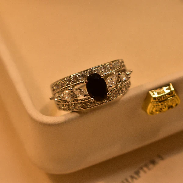 Glamorous Design Silver black Plated Crystal Stones Ring