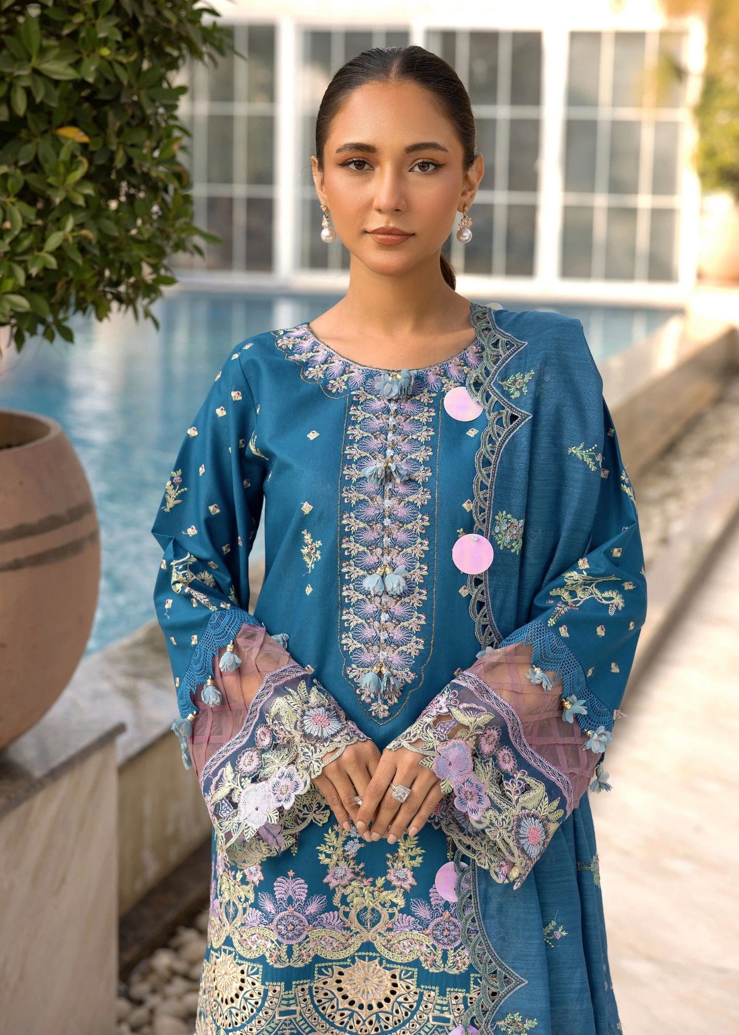 Sapphire Dusk - Luxury Lawn