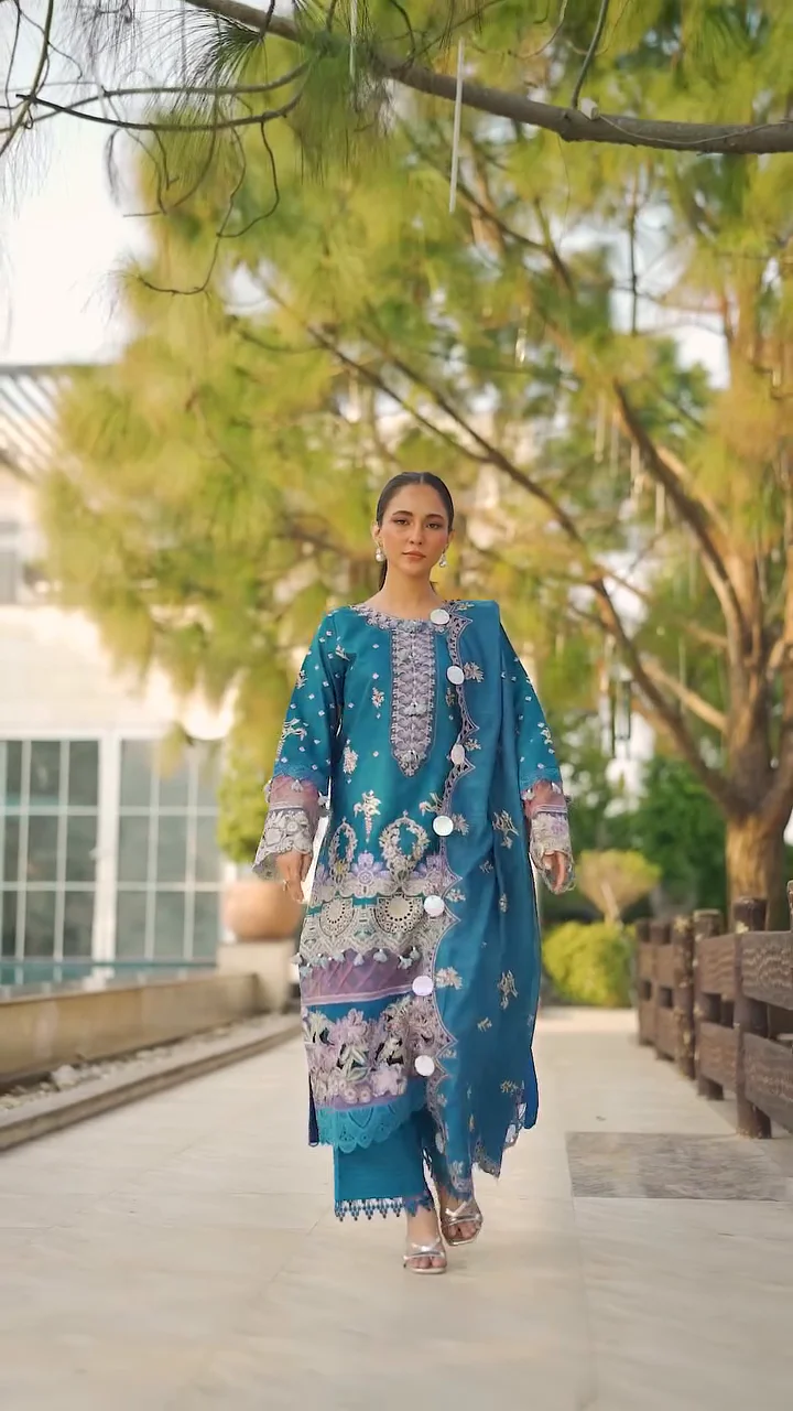 Sapphire Dusk - Luxury Lawn