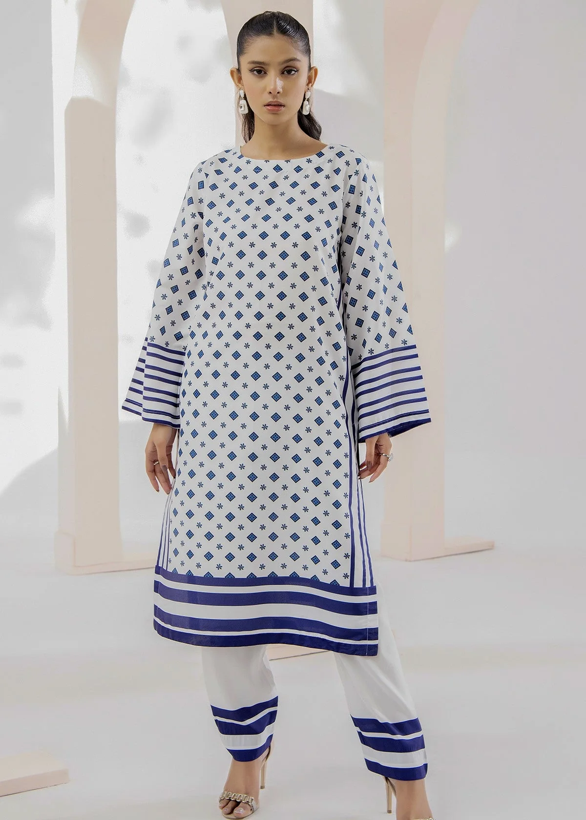 2 Piece Lawn Suit-Printed (Blue)