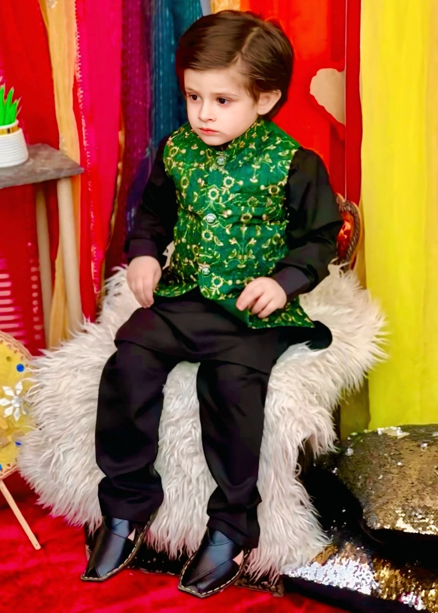 Leaf Green Embroidered Waistcoat Suit - V25