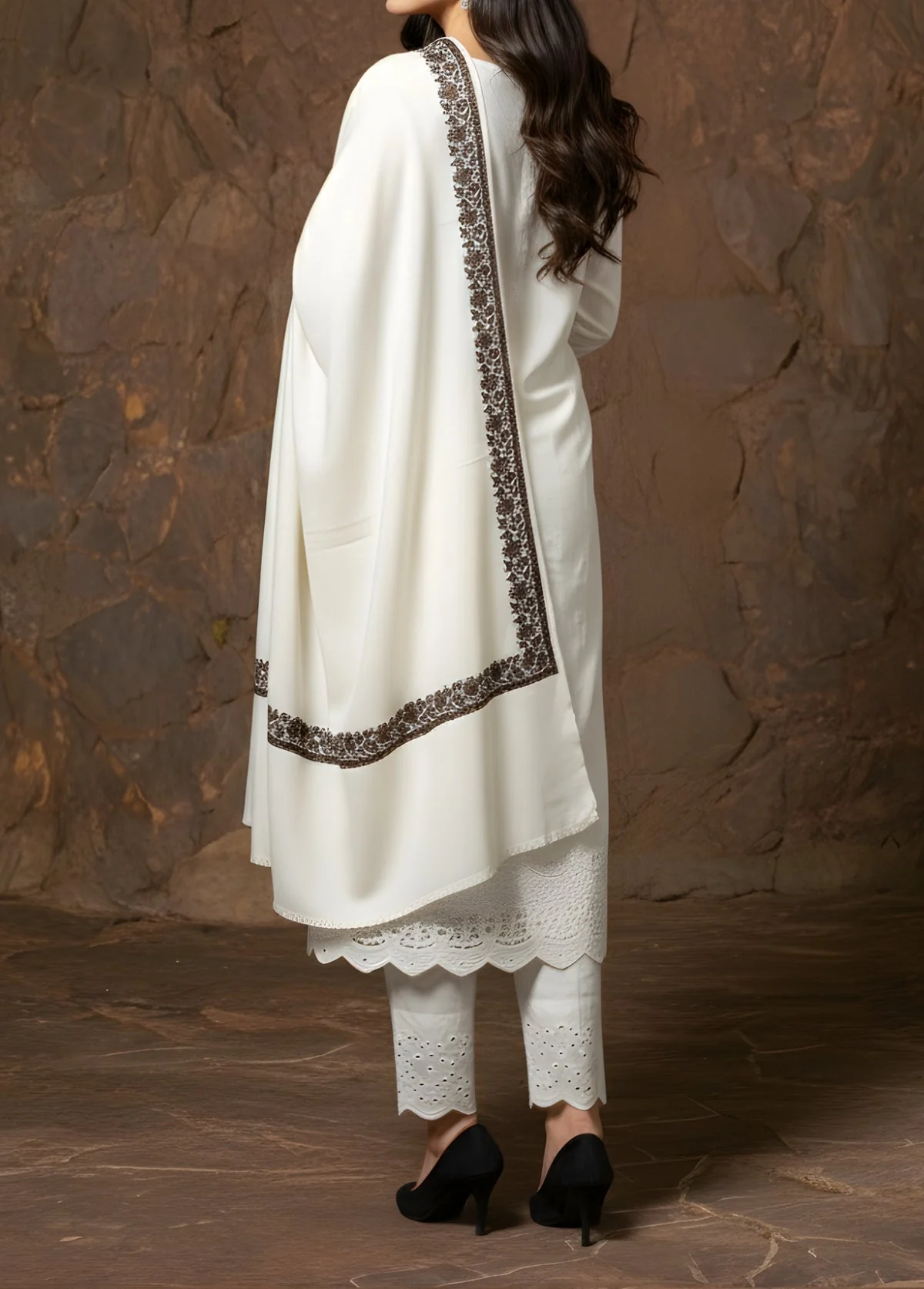 Kashmiri Fancy Heera Shawl - White
