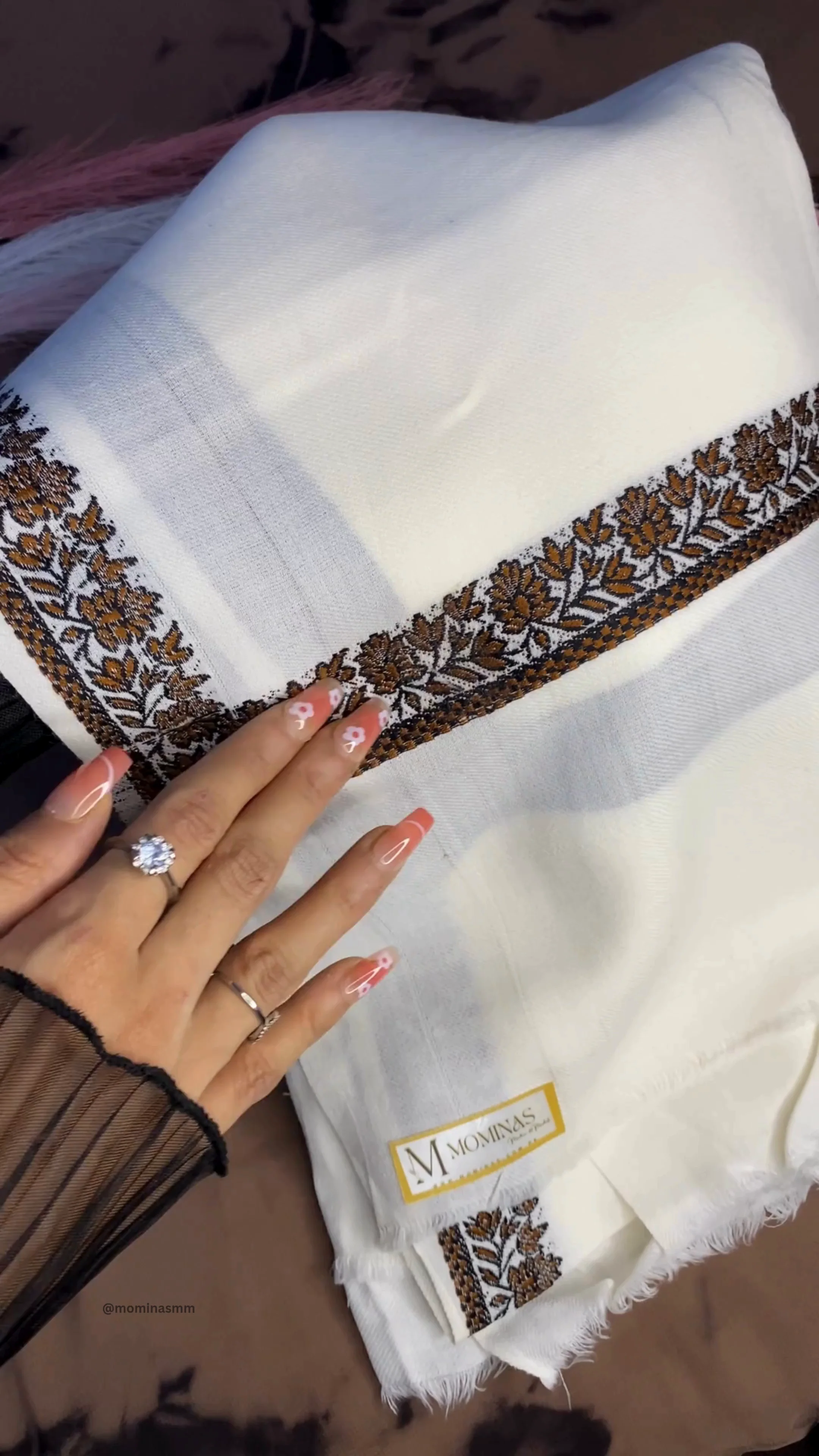 Kashmiri Fancy Heera Shawl - White