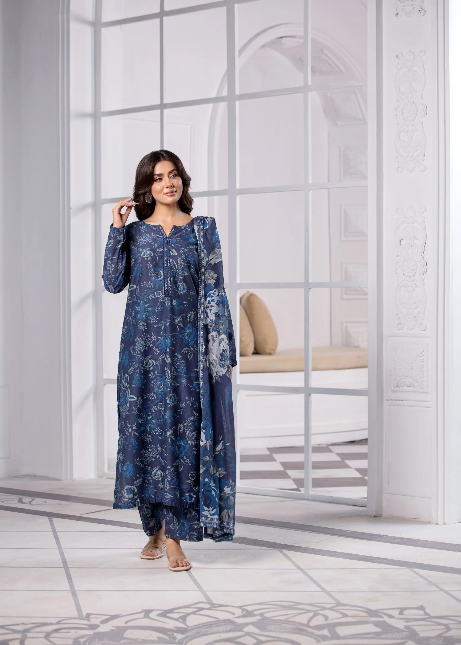 (BT006370-BLU-02)