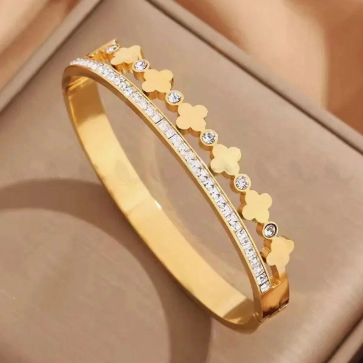 Crest Bracelet
