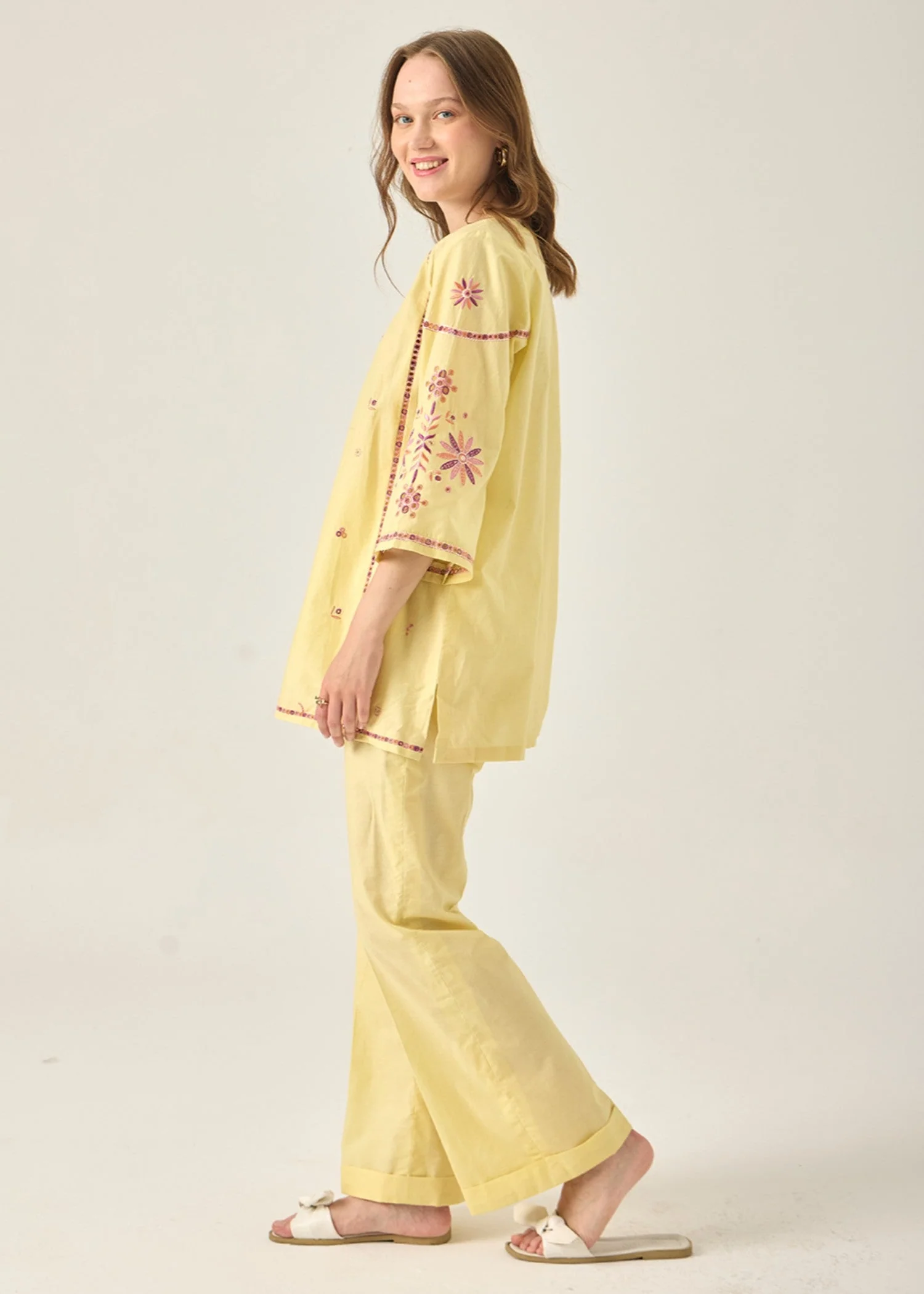 Ceryn – Embroidered 2Pc Co-ords Set 7 Ceryn – Embroidered 2Pc Co-ords Set