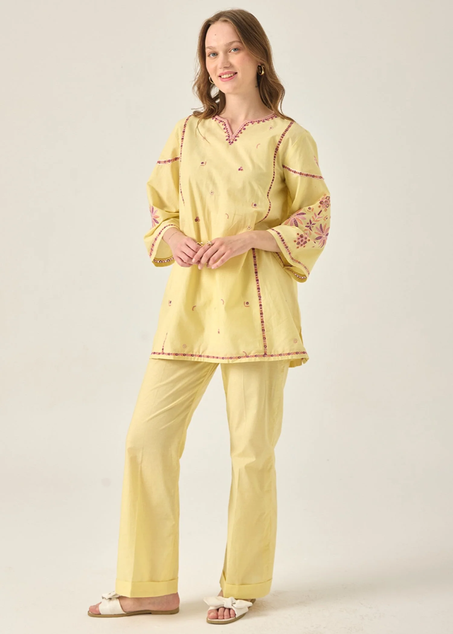 Ceryn – Embroidered 2Pc Co-ords Set 8 Ceryn – Embroidered 2Pc Co-ords Set