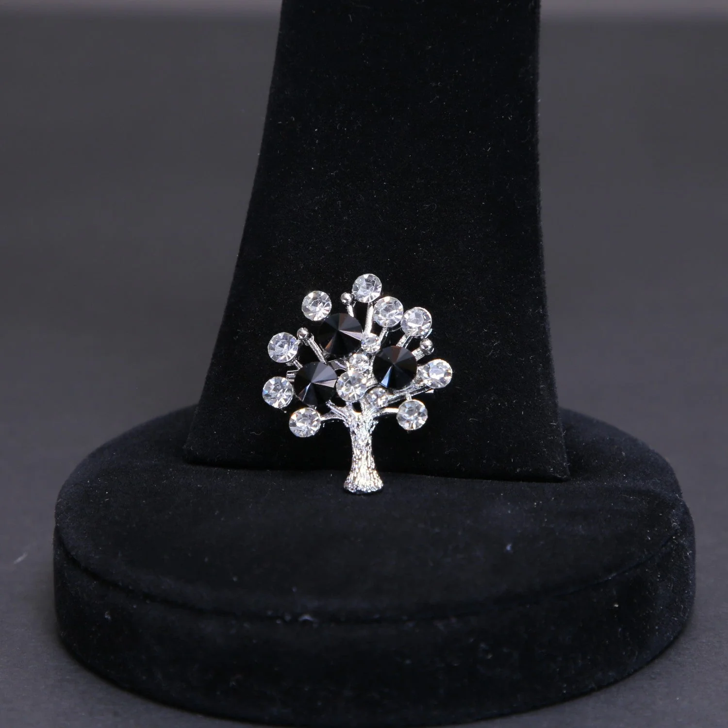 Zaywer| White Stone Silver Coating Scarf Pin 464