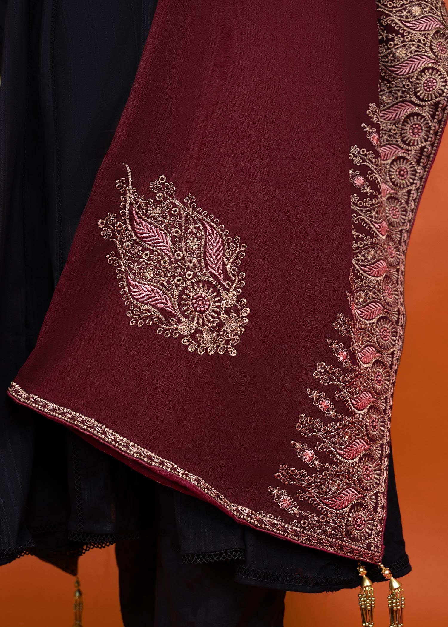 SHK-646-MOTIF MAROON