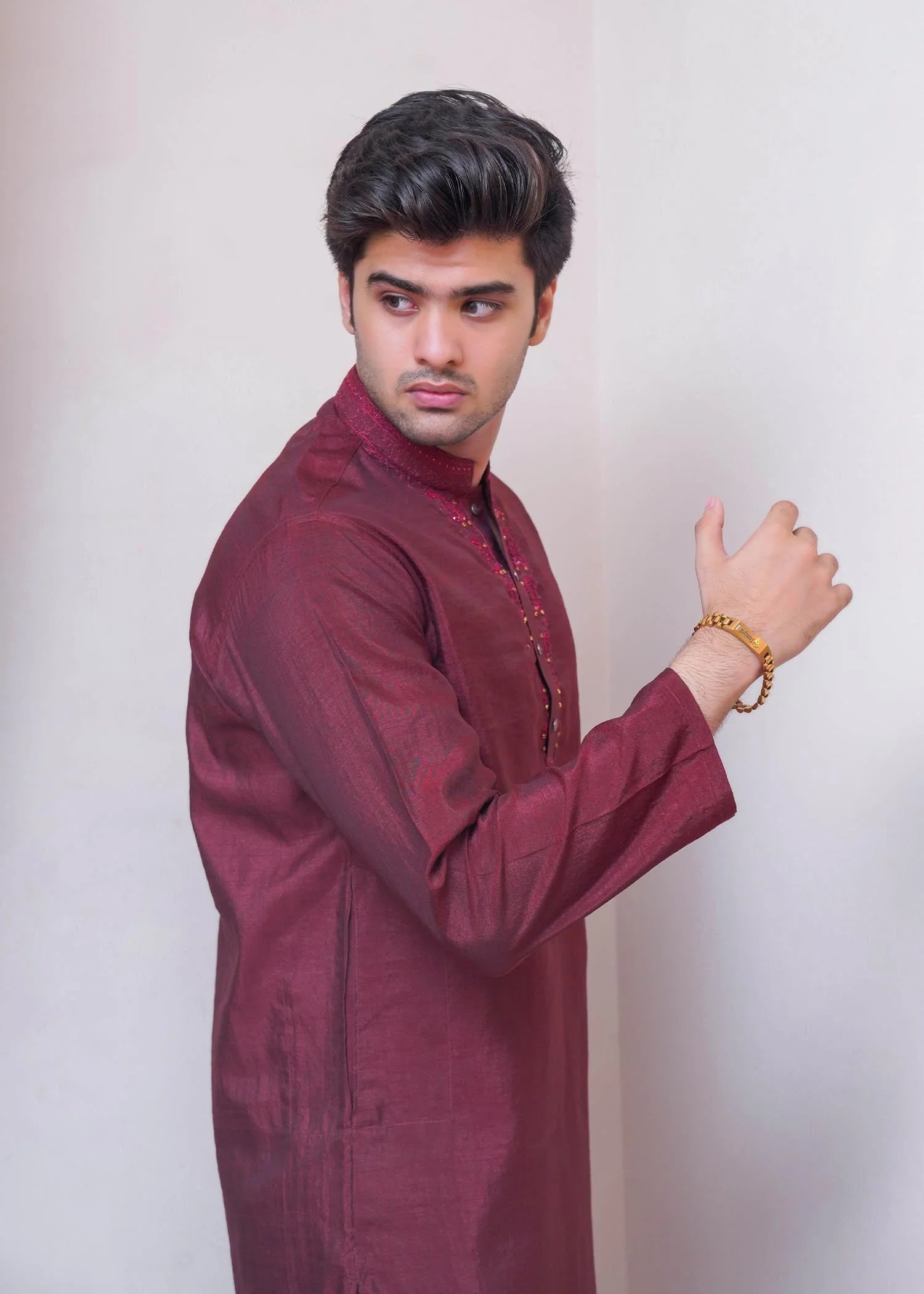 D - 488 Maroon