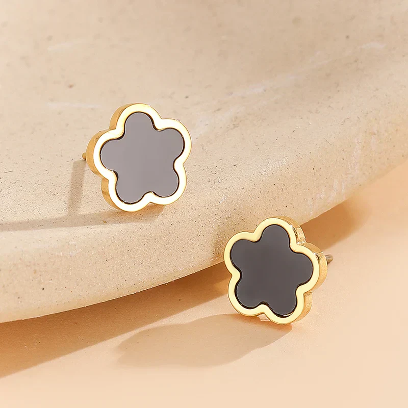 Refined Gold Bloom Gold Coating Black Studs