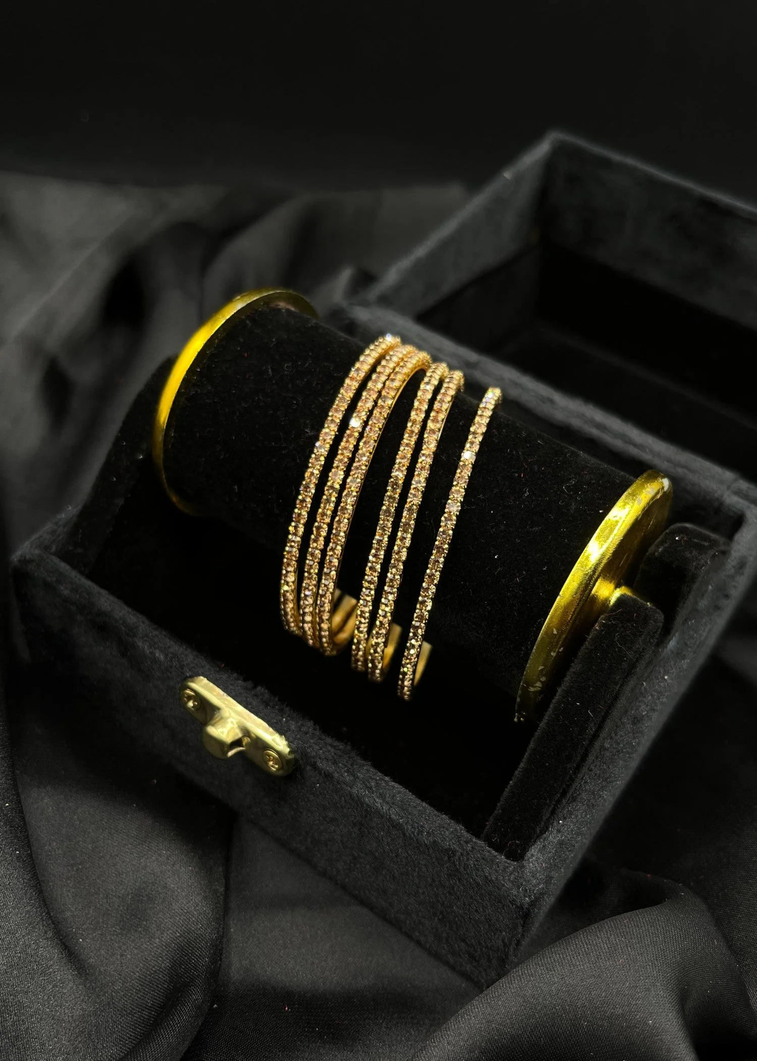 Golden Glow Bangle Set