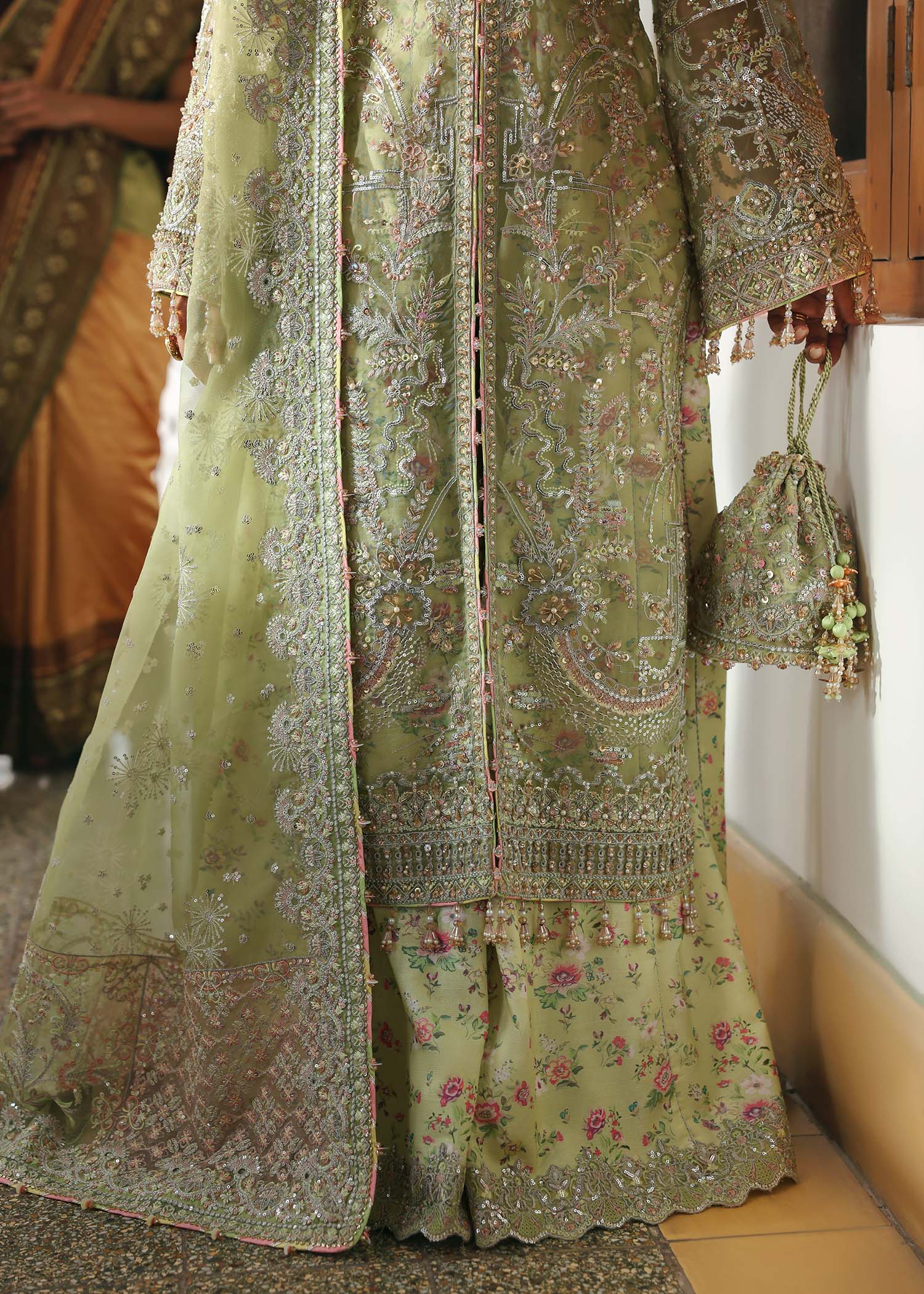 KM-Pakiza-25 - Shop Online At LAAM