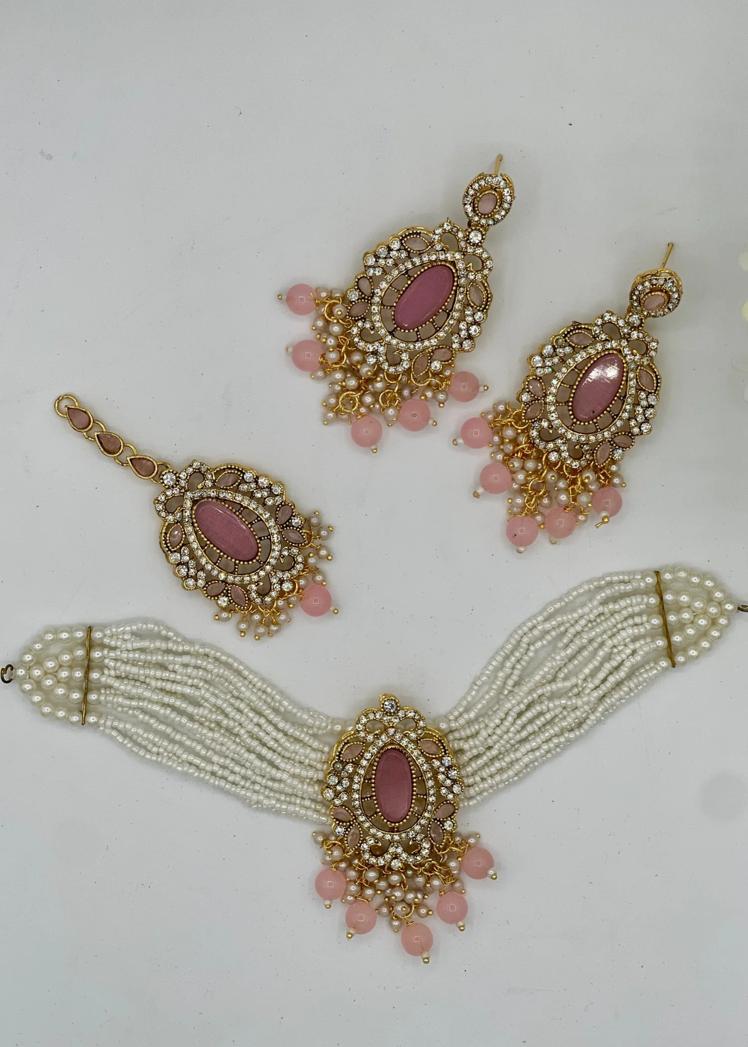 Serenelle Pearl Glow Choker Set - Pink | ZAROSH JEWEL