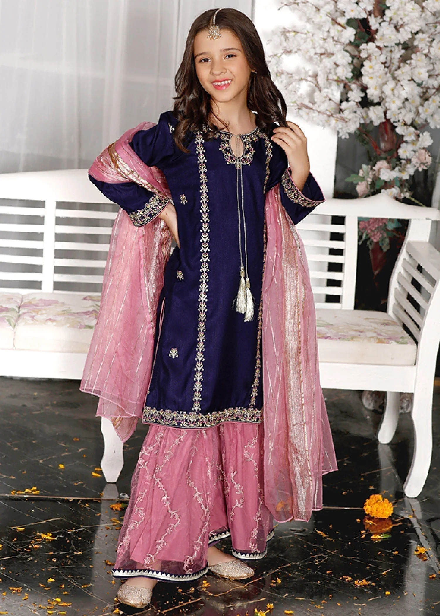Gulnoor -8775