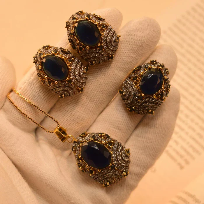 Blue Luminous Stylish Gold Plated Real Stones Necklace Set for Girls/Women
