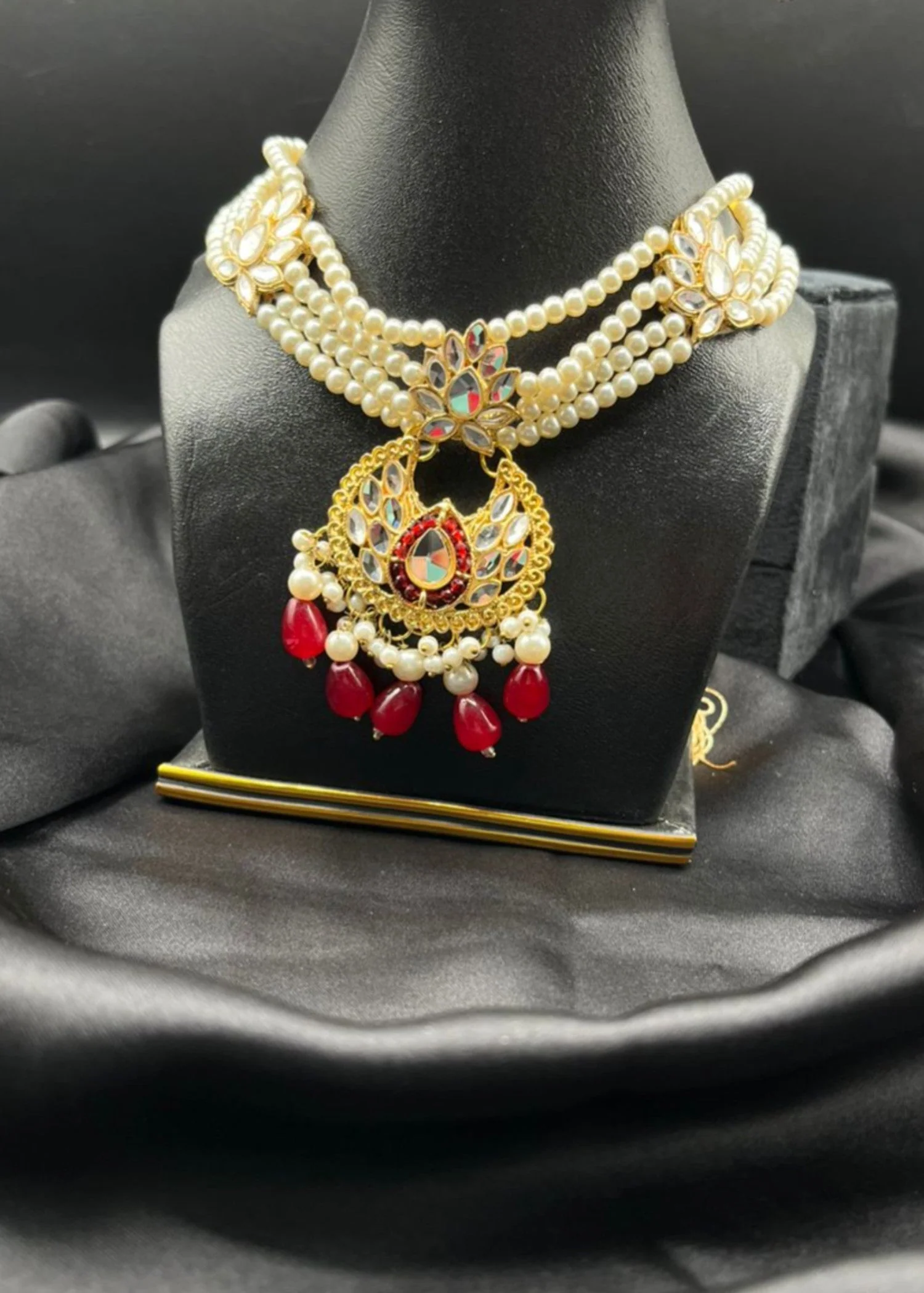Suhagan Wedding Chokar Set- Maroon