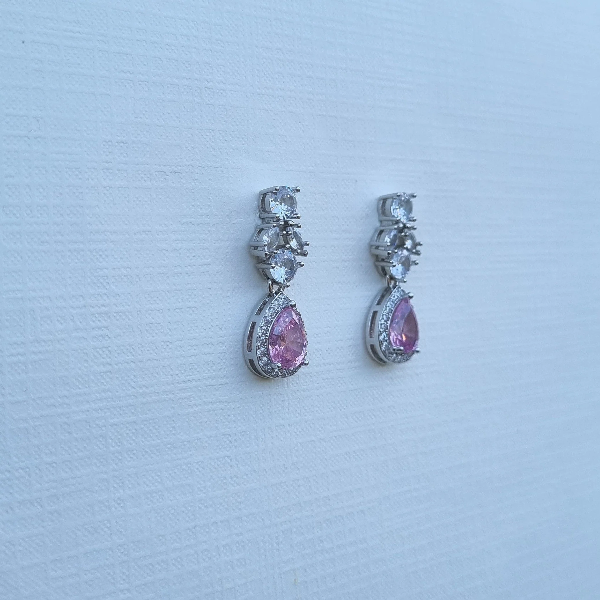 [H]E437 Earrings