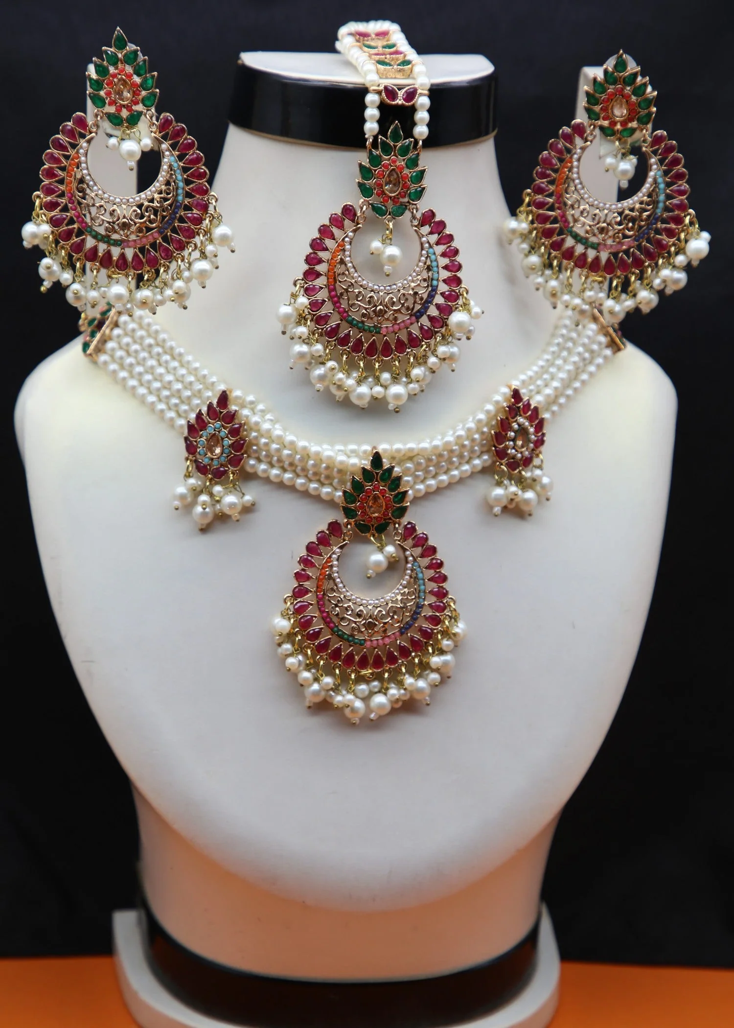 Zarqenisa| multi stone Gold Plated Chokar Set
