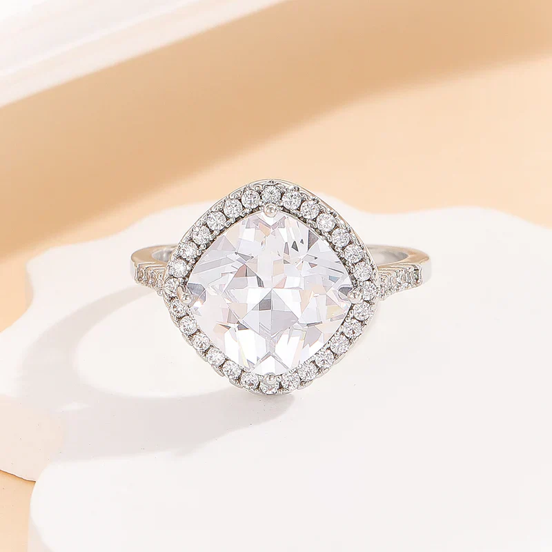 Delicate Silver Cushion-cut Twinkle Halo white Stone Ring