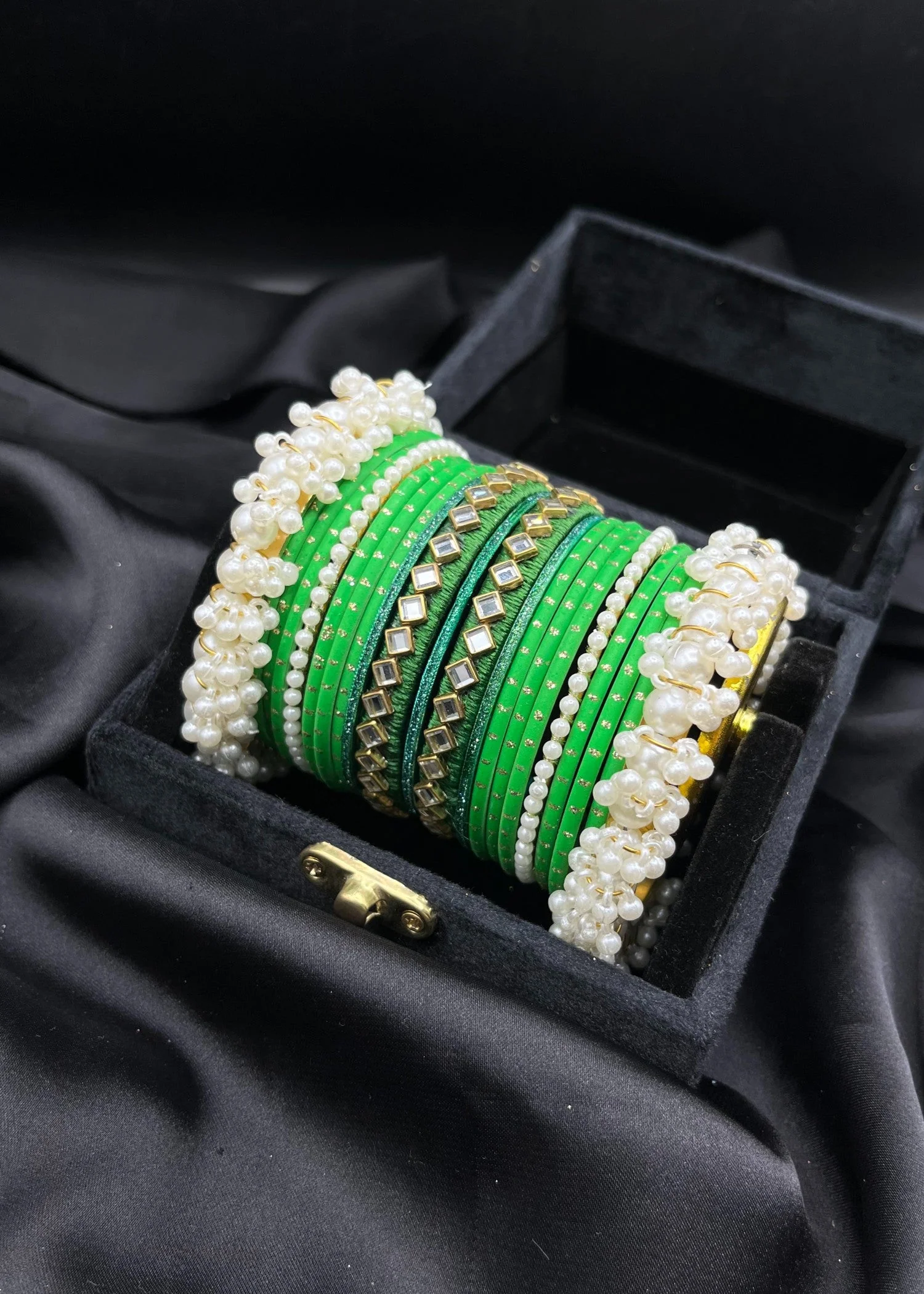 Glossy Glass Bangle Set- Green