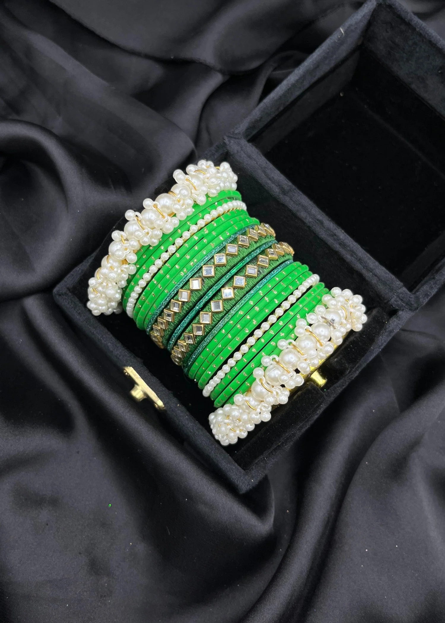 Glossy Glass Bangle Set- Green