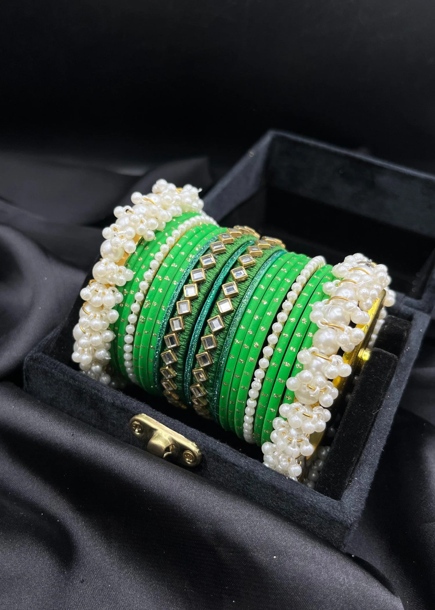 Glossy Glass Bangle Set- Green